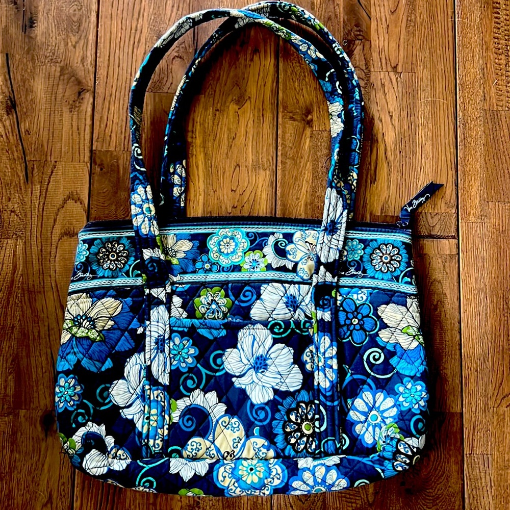 Vera Bradley tote bag